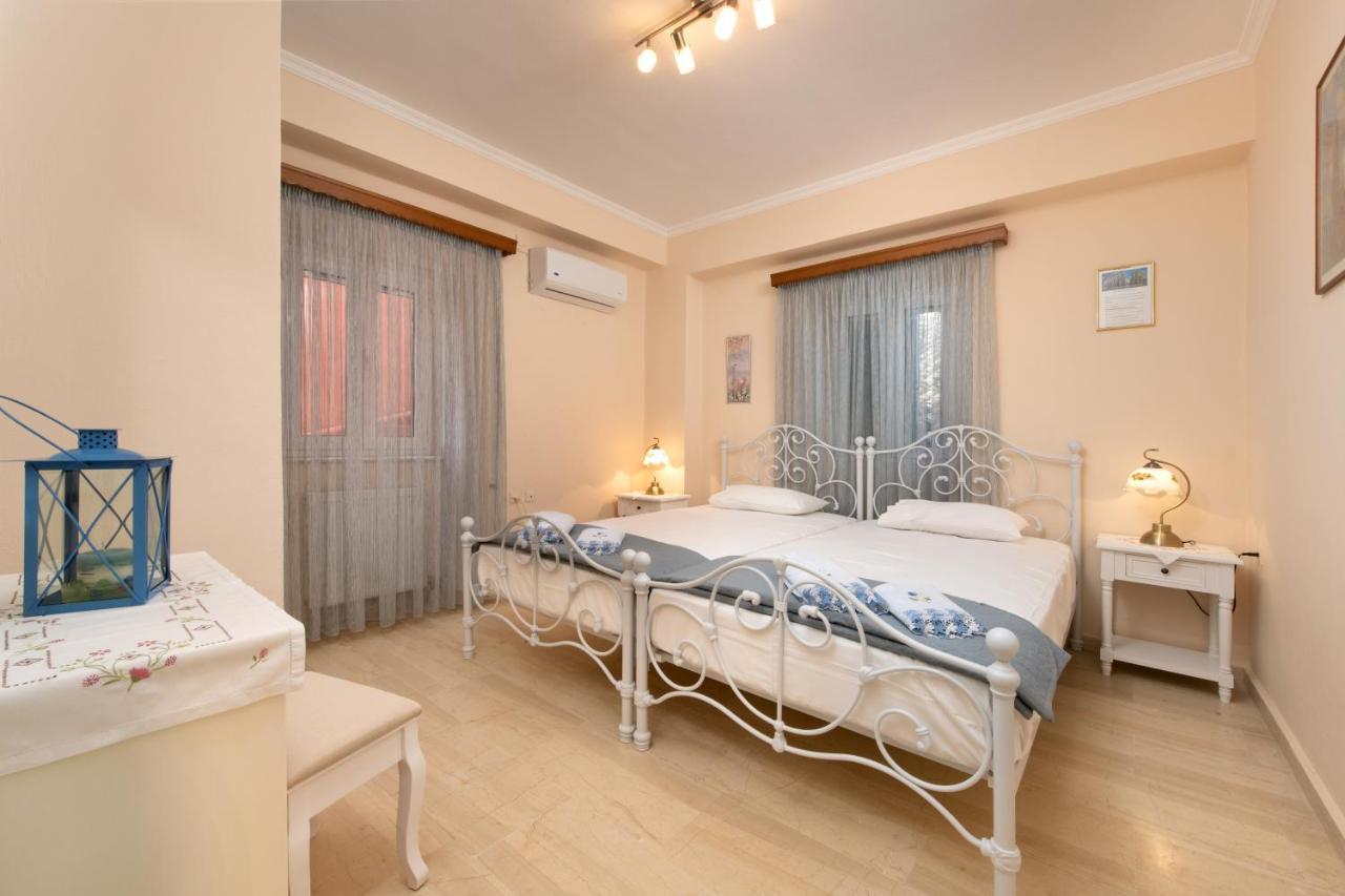 The Old Mansion Apartment Sinarades Bagian luar foto