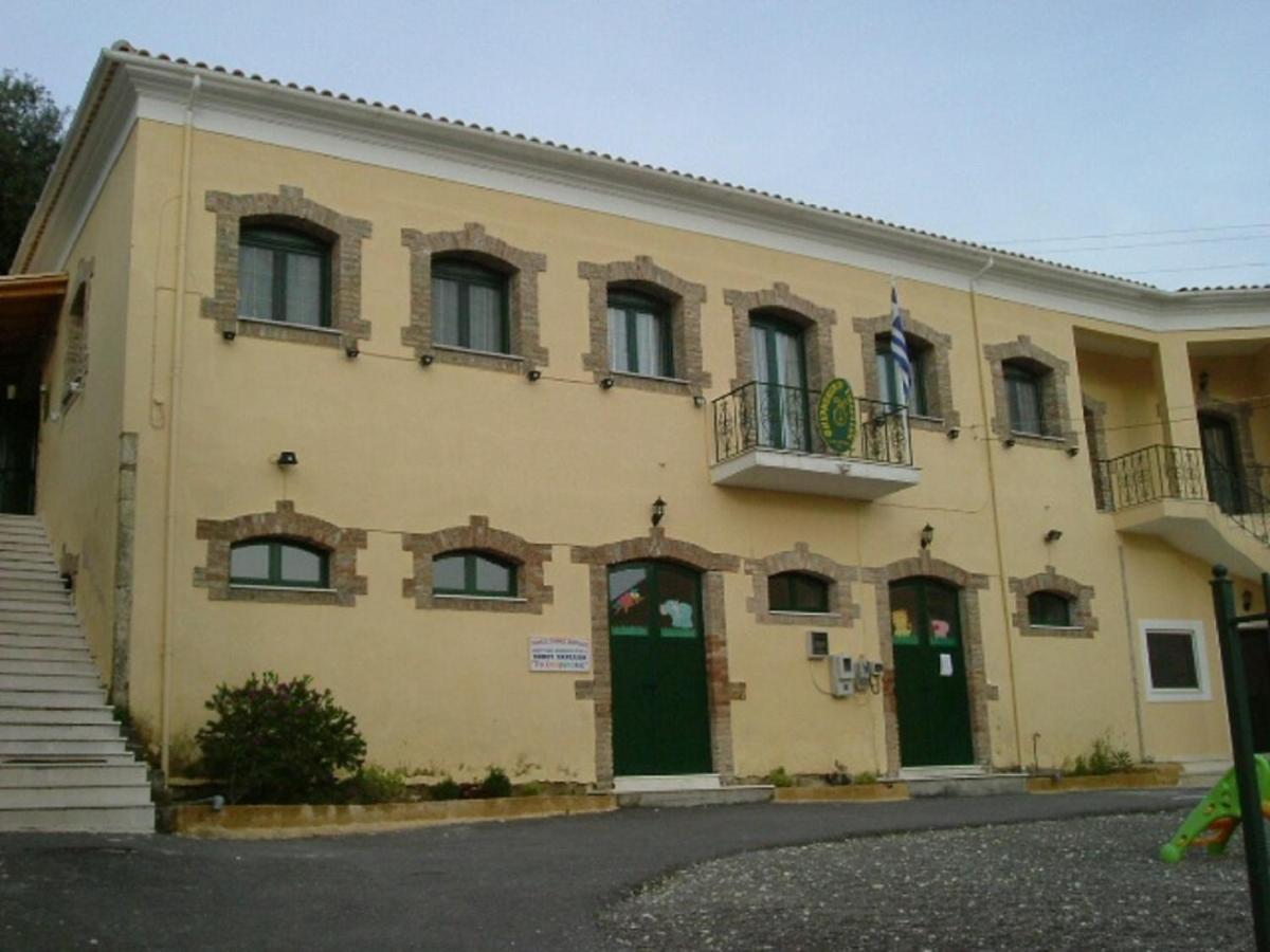 The Old Mansion Apartment Sinarades Bagian luar foto